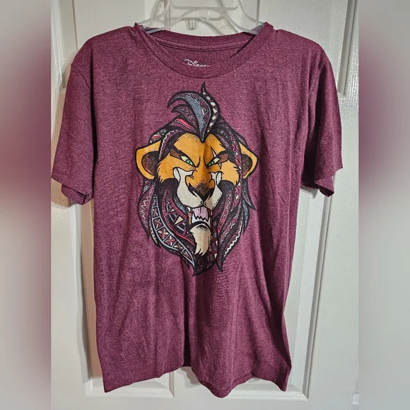 Disney Men Medium T-Shirt Maroon Cotton Blend Scar Lion King Iconic Archival 90s - Picture 2 of 6